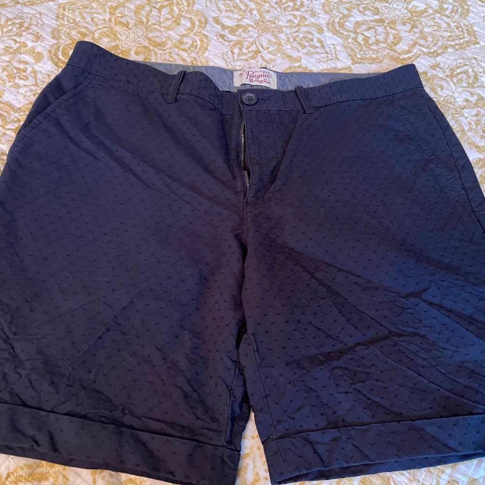 Original Penguin shorts, size 36